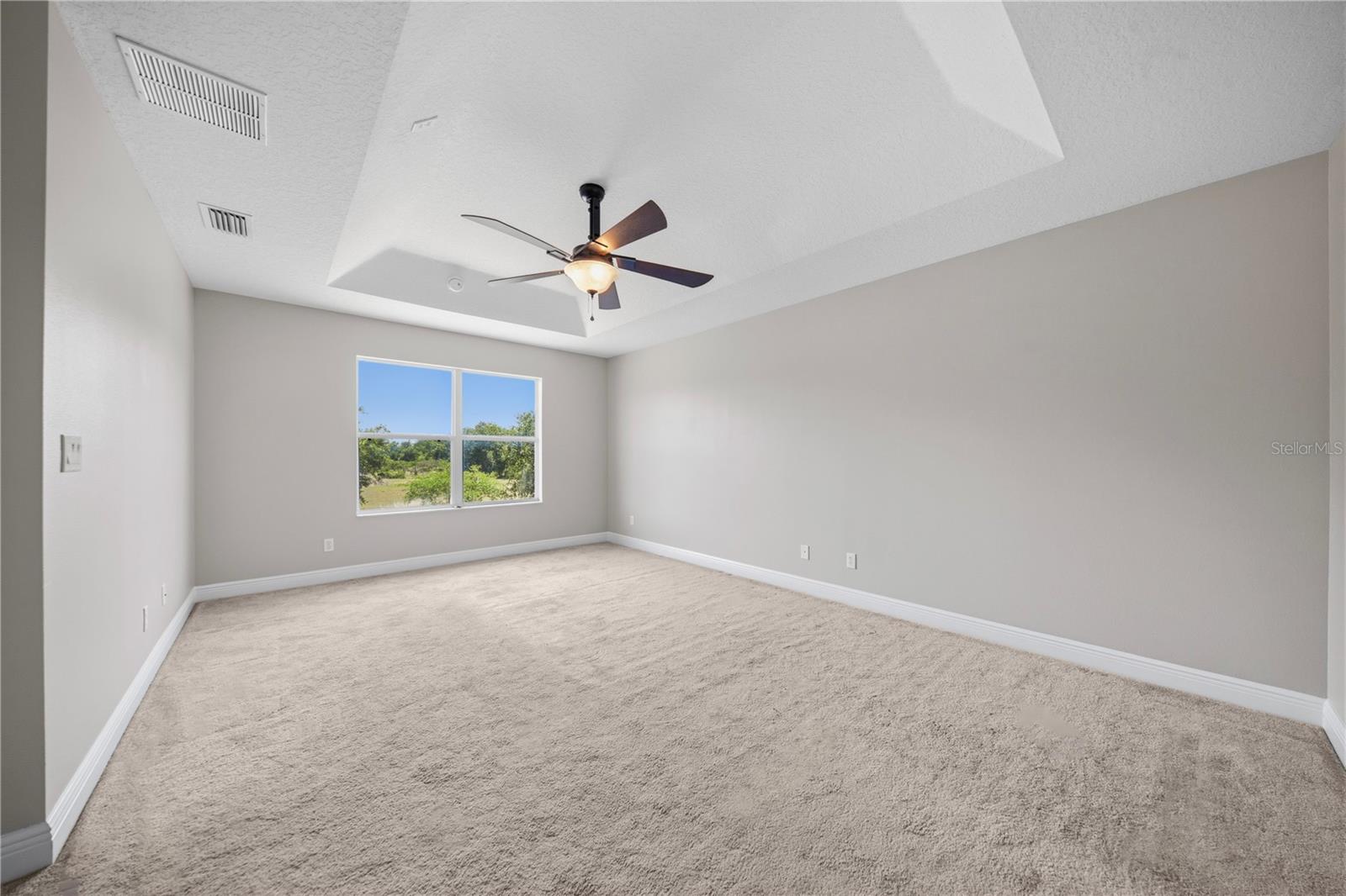 8848 Bogaert Dr