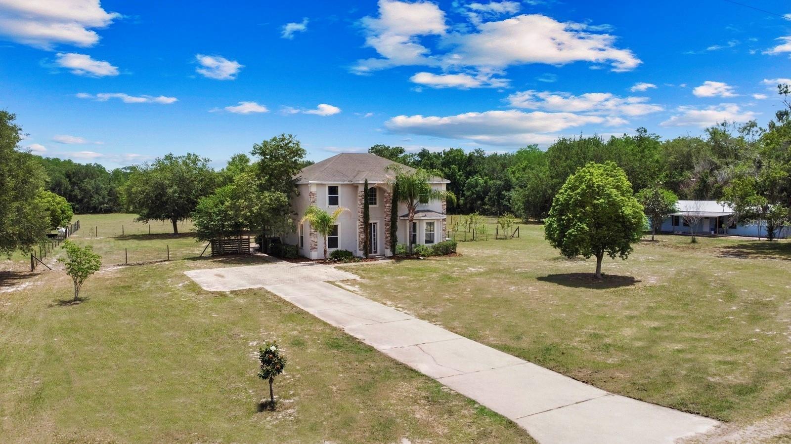 8848 Bogaert Dr