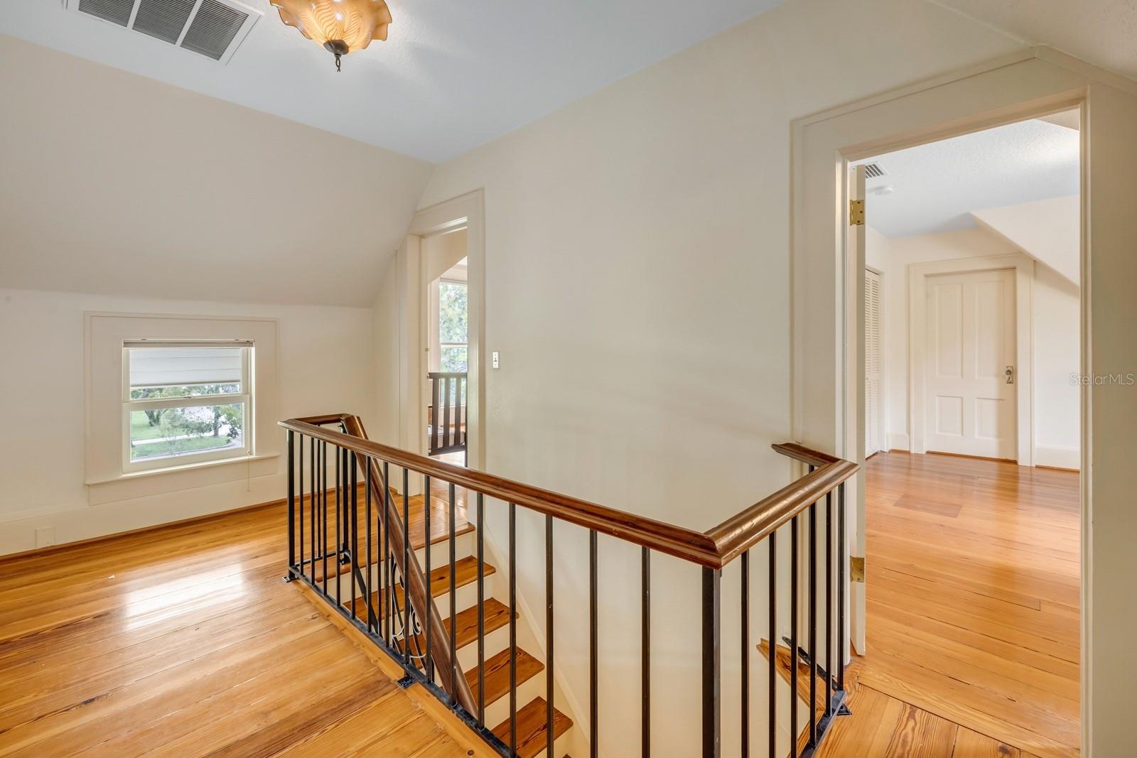 417 W MINNESOTA AVE