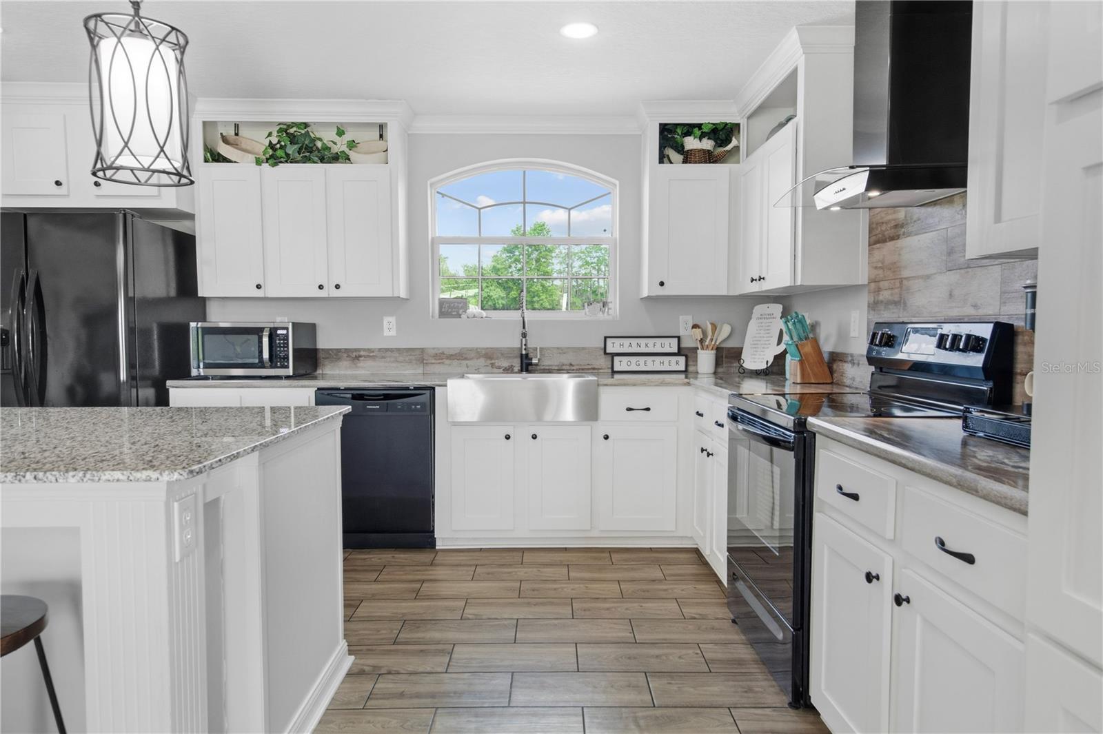 9650 COCKATOO LN