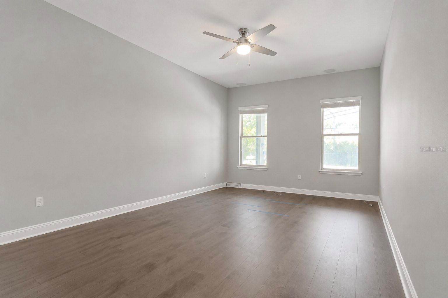 8394 Lookout Pointe Dr