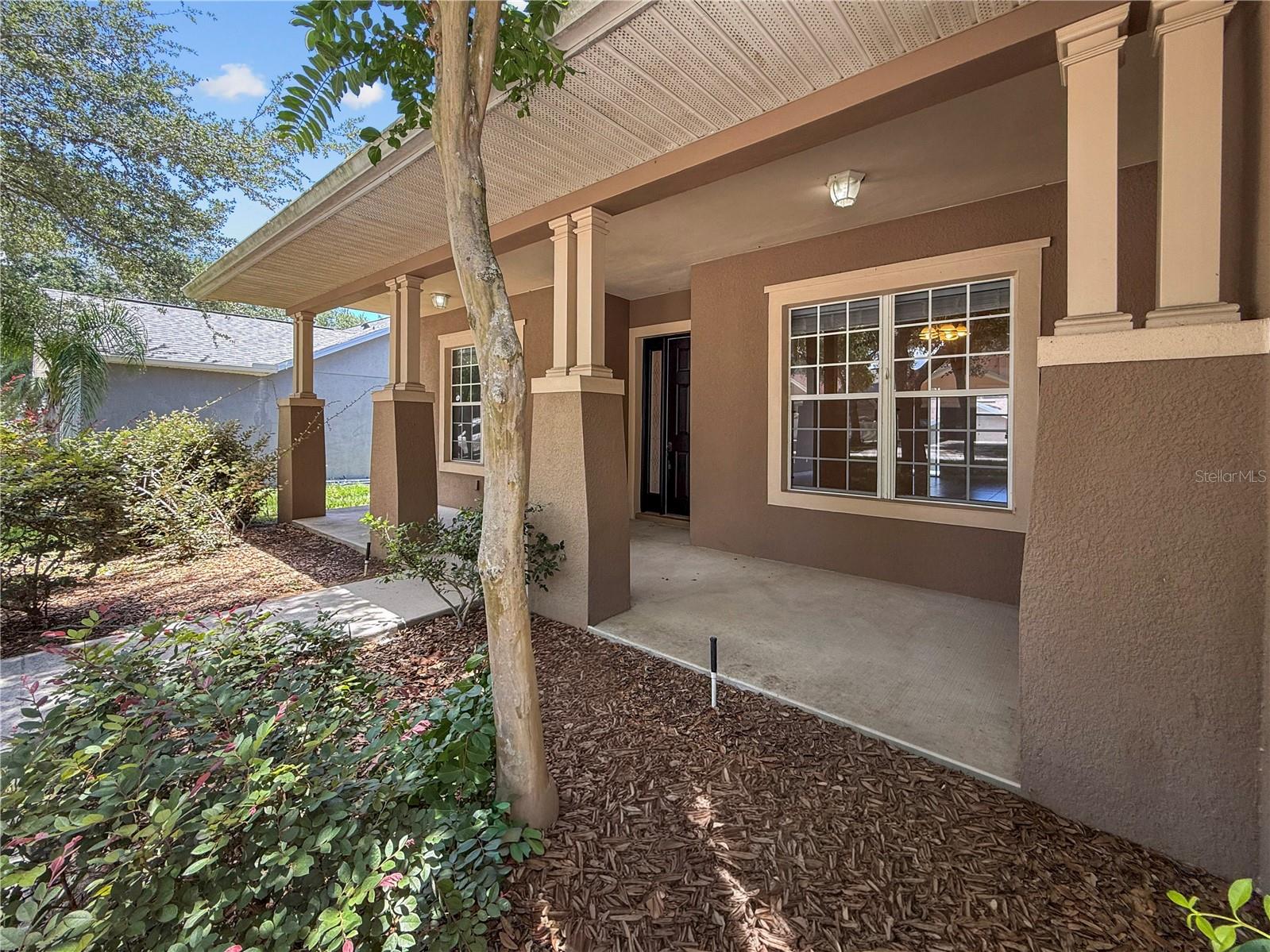 904 White Oak Way