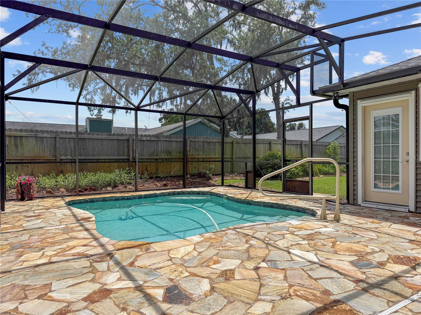 624 Cole Dr
