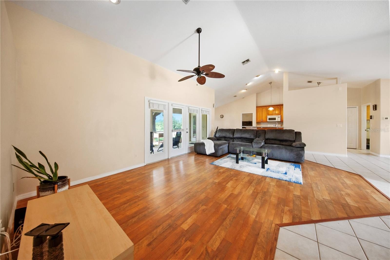 11546 Nice Ct