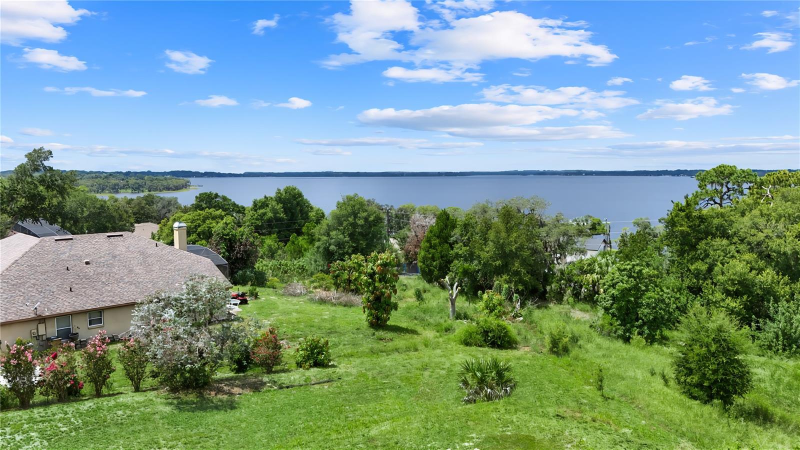 12615 Crown Point Cir