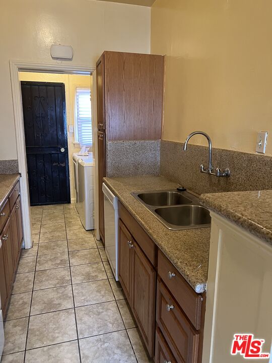 1304 S Mansfield Ave