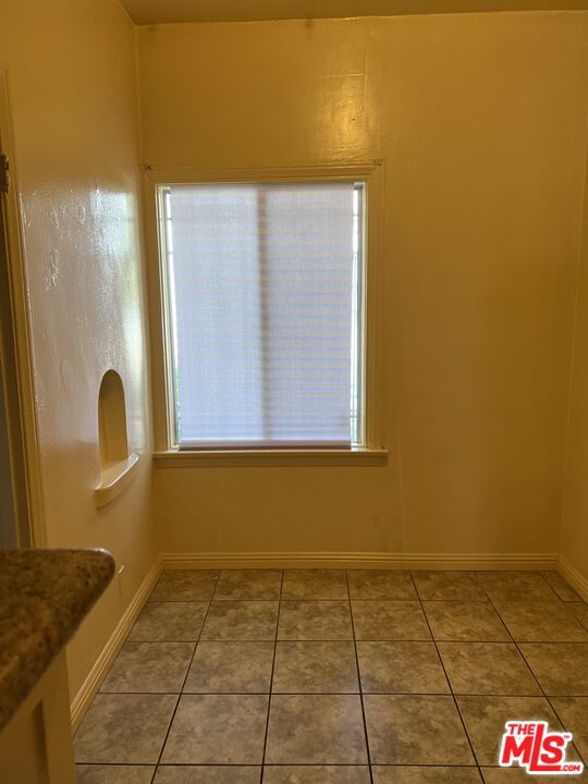 1304 S Mansfield Ave