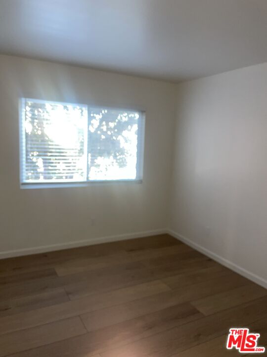 4810 S La Brea Ave Unit: 210