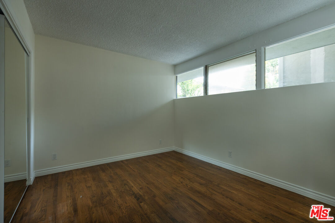 11131 Rose BLVD Unit: 3