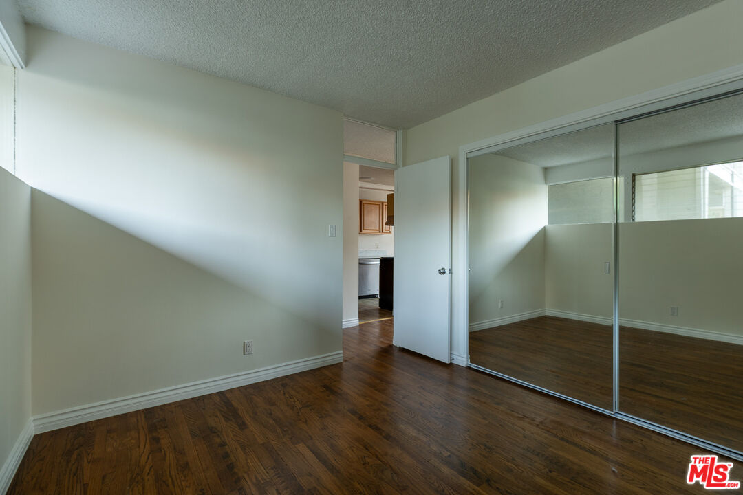 11131 Rose BLVD Unit: 3