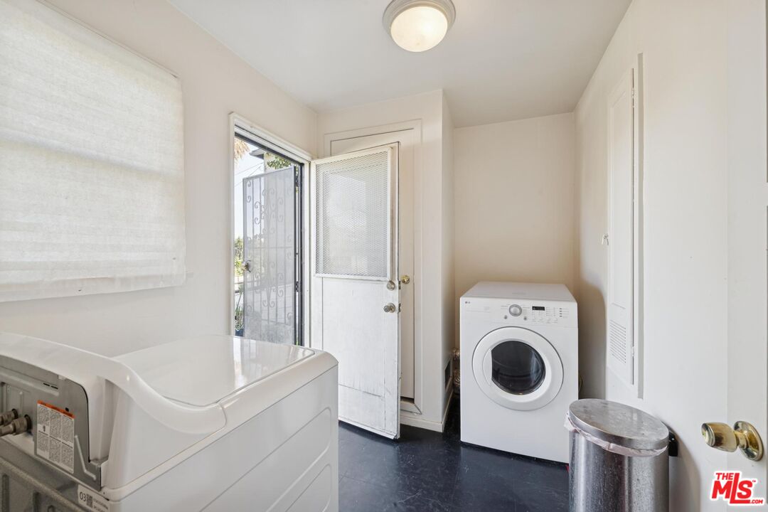 5002 Valley Ridge Ave