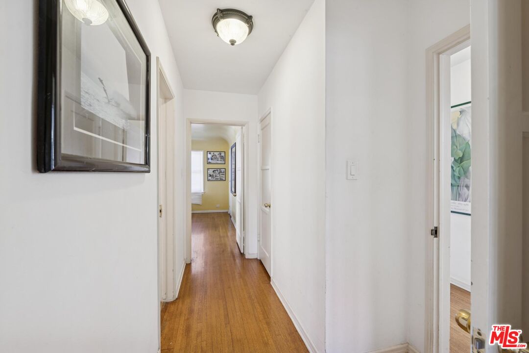 5002 Valley Ridge Ave