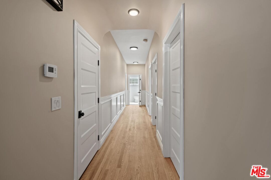 1238 S Bonnie Brae St