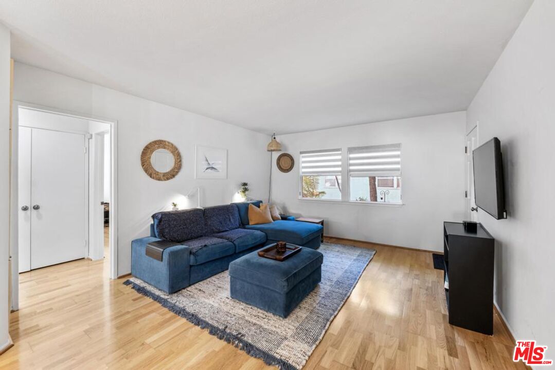 5825 Bowcroft St Unit: 1