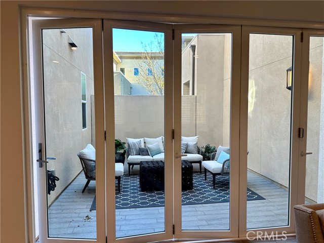 222 Follyhatch Unit: 10