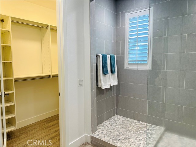 222 Follyhatch Unit: 10