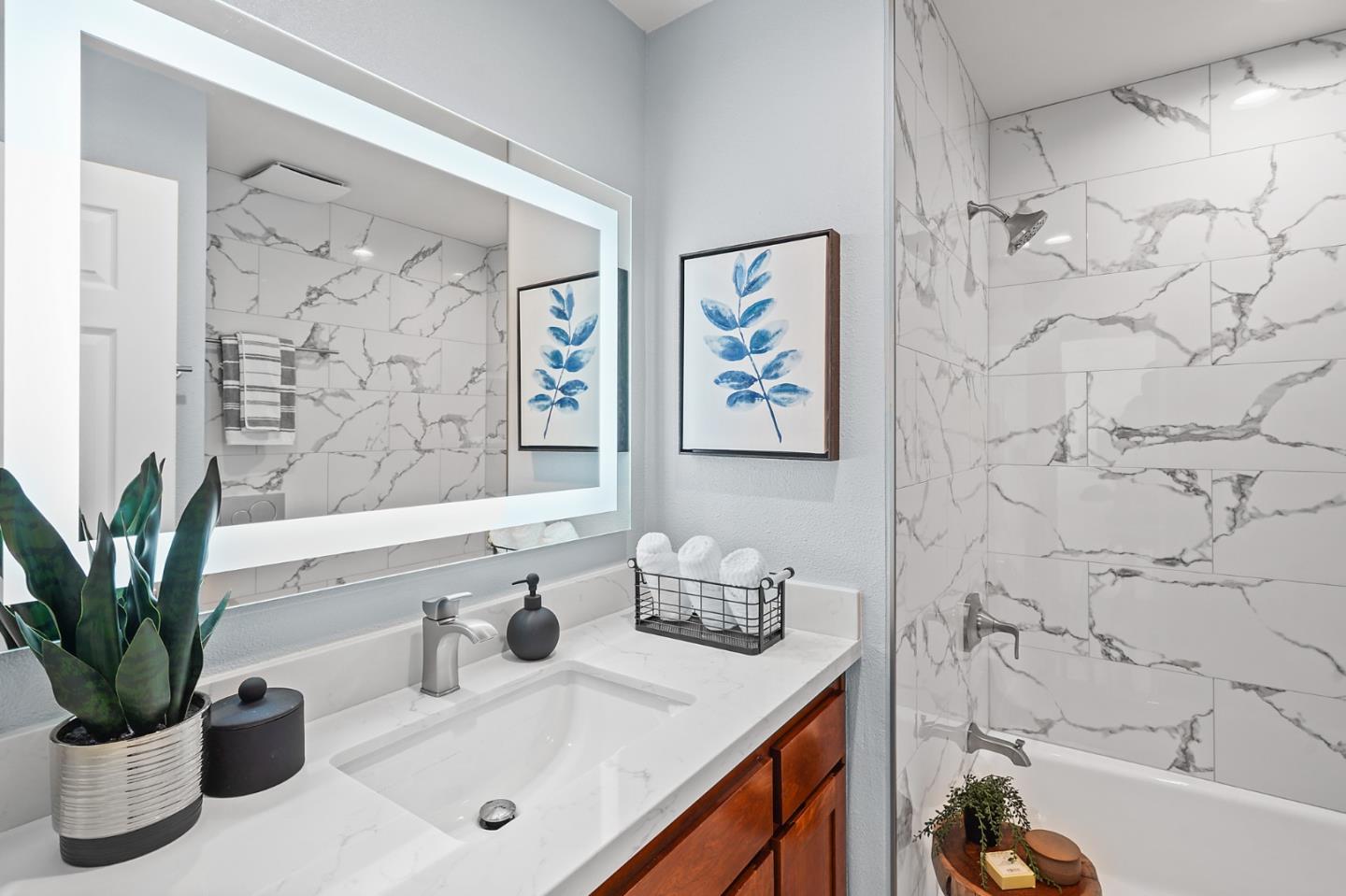 2300 Avenida De Guadalupe