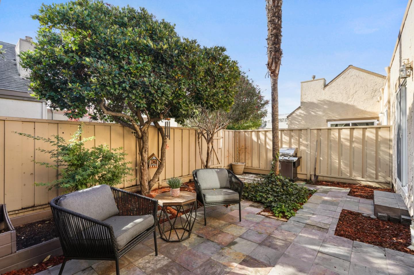 2300 Avenida De Guadalupe