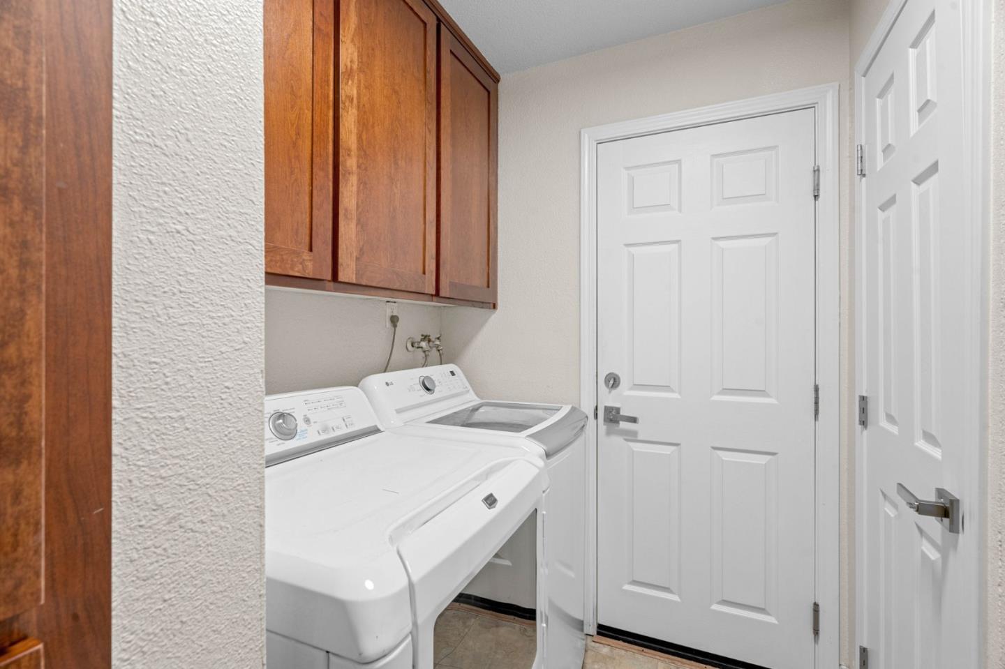 2300 Avenida De Guadalupe