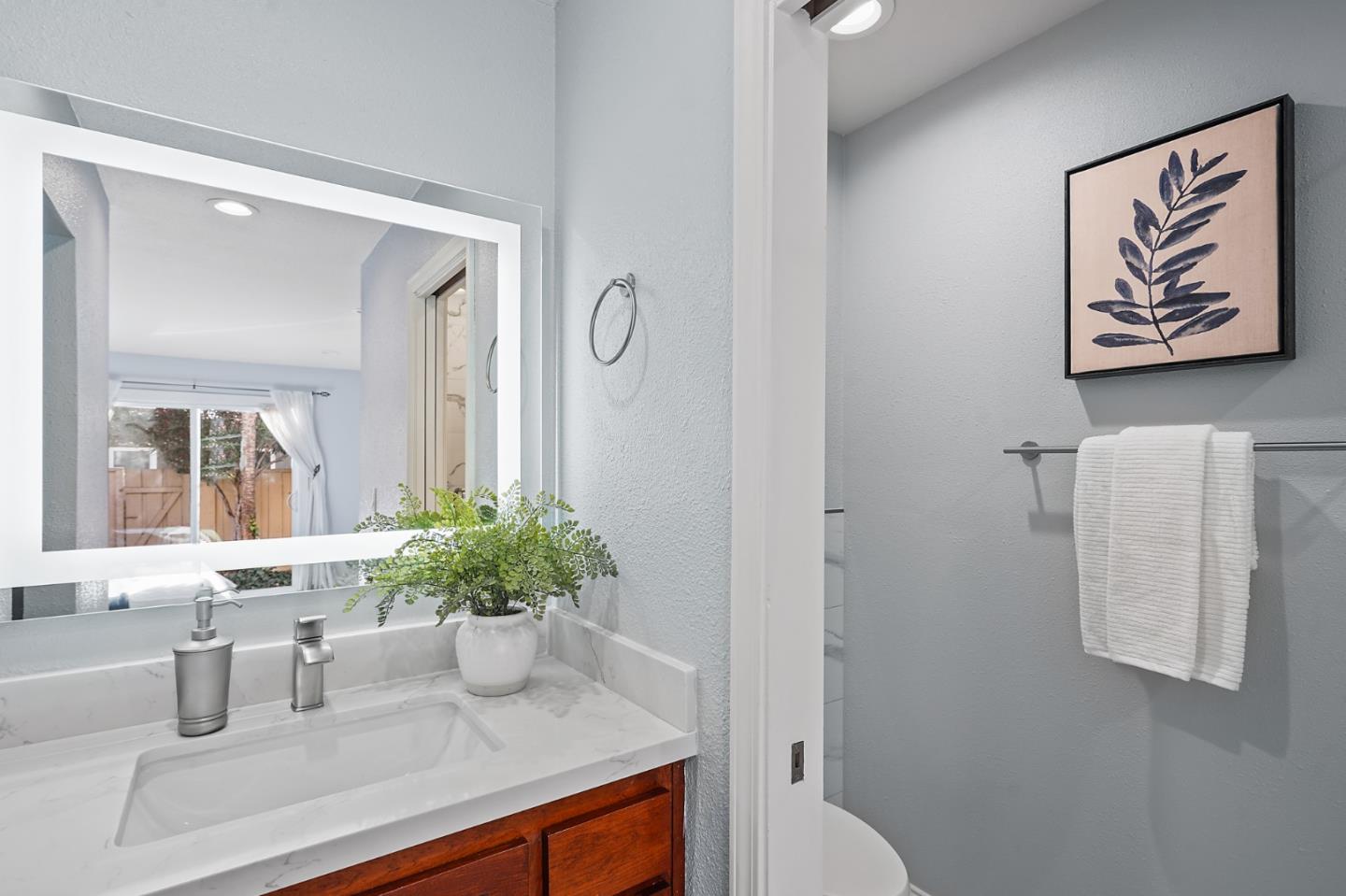 2300 Avenida De Guadalupe