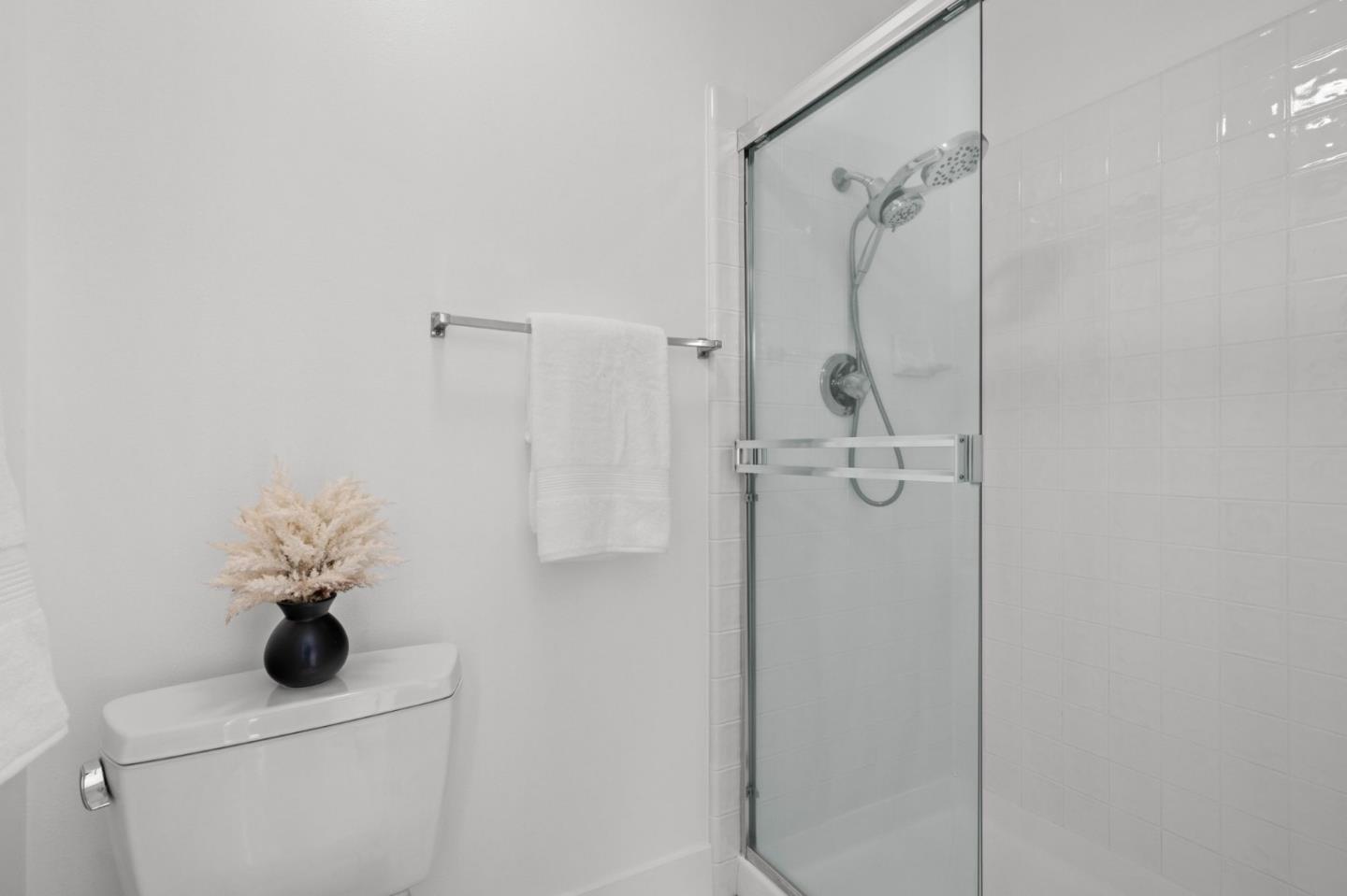 1003 Capitola WAY