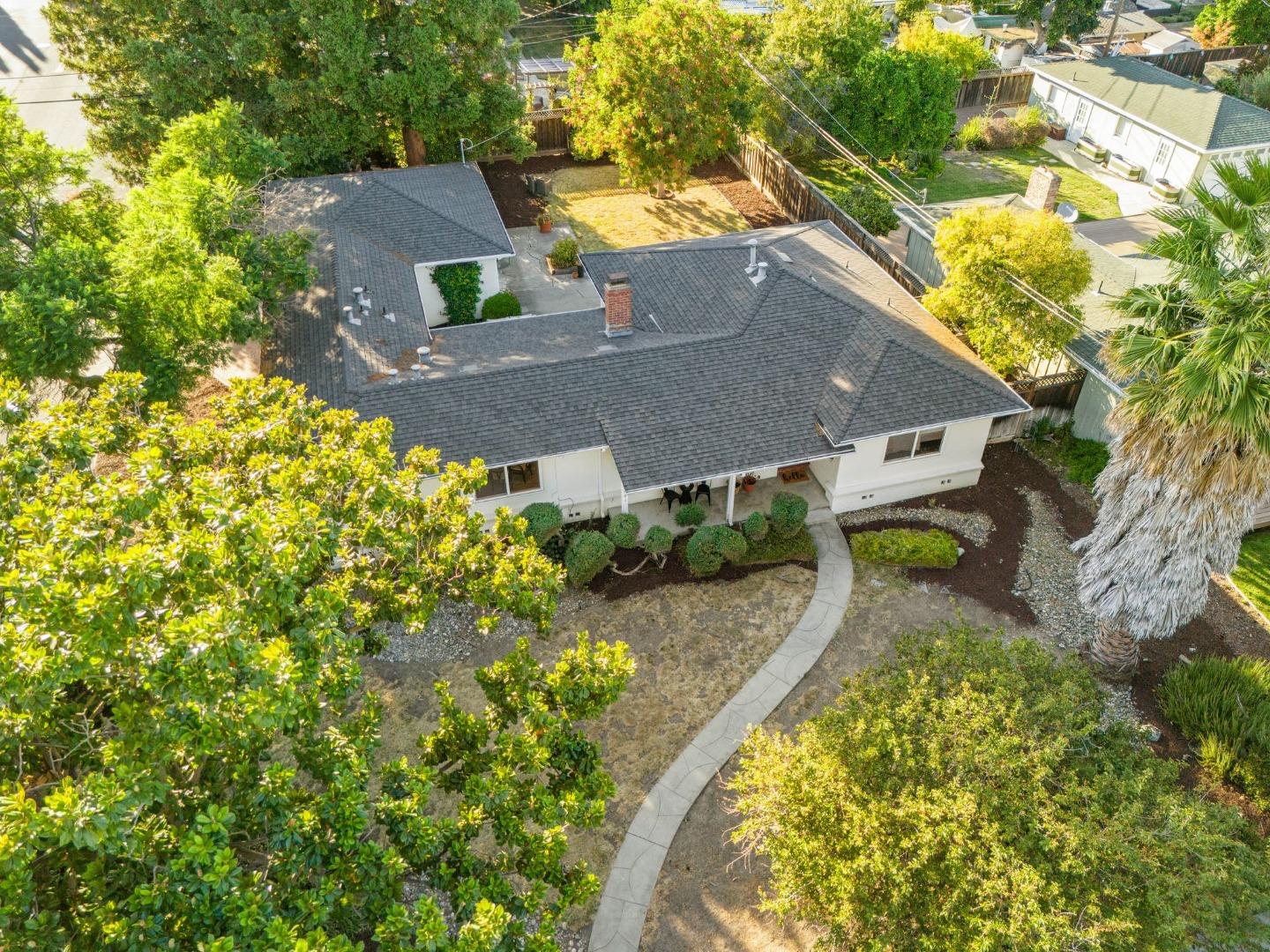 761 Harrison AVE