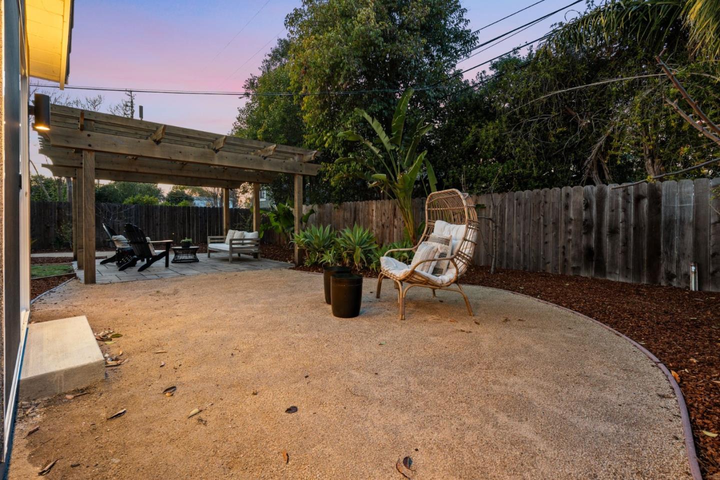 2387 Cory AVE
