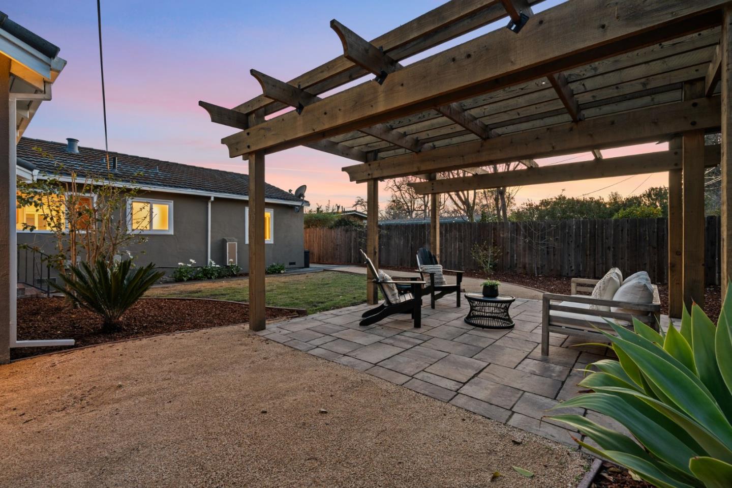 2387 Cory AVE