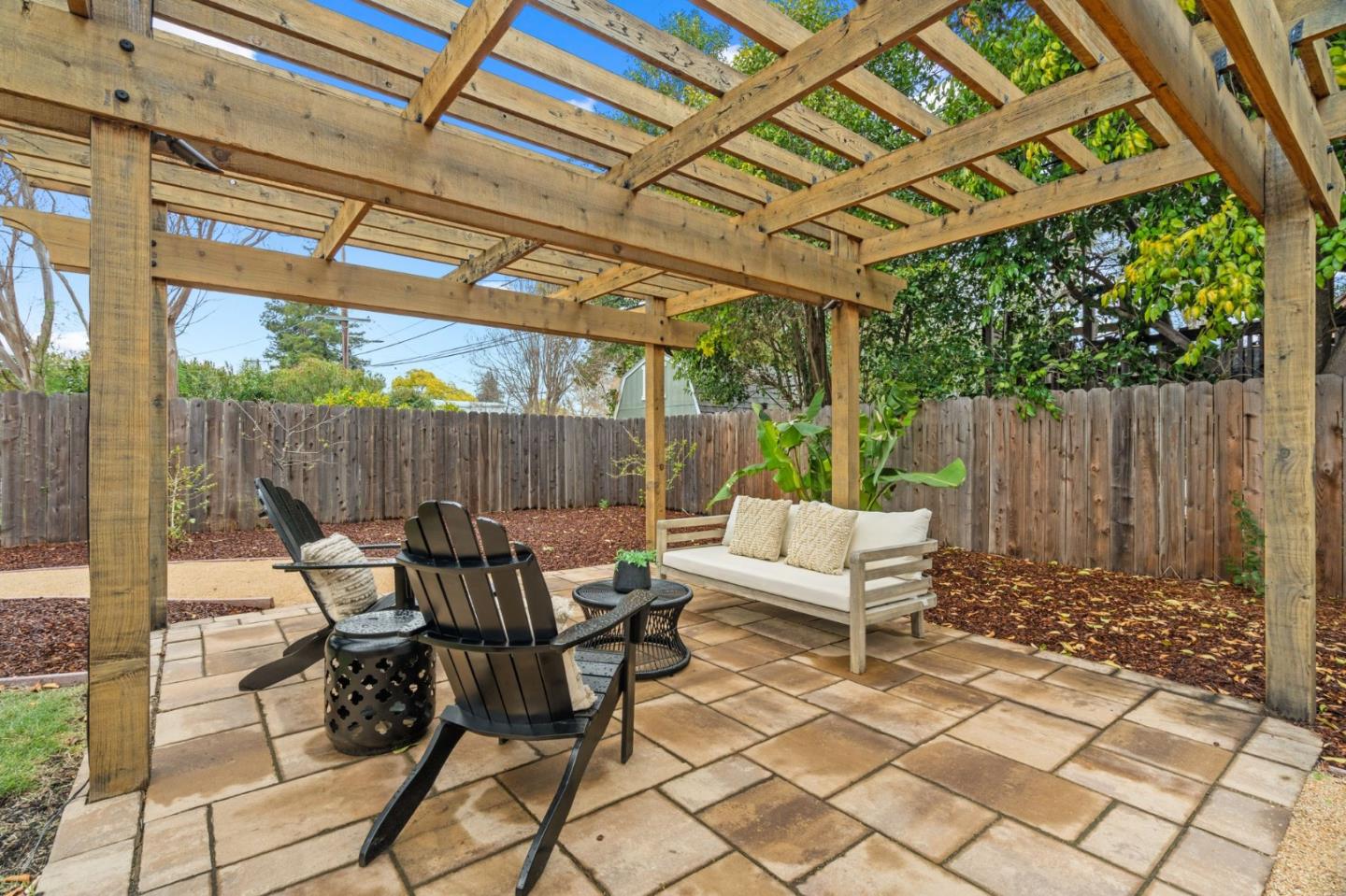 2387 Cory AVE