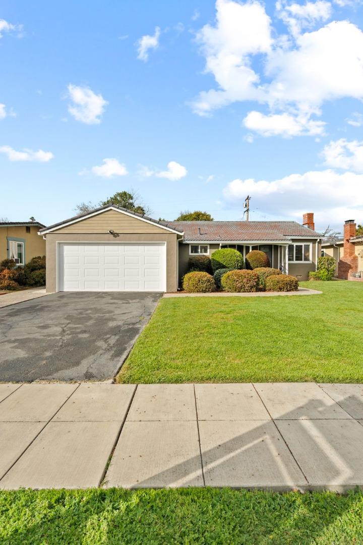 2387 Cory AVE