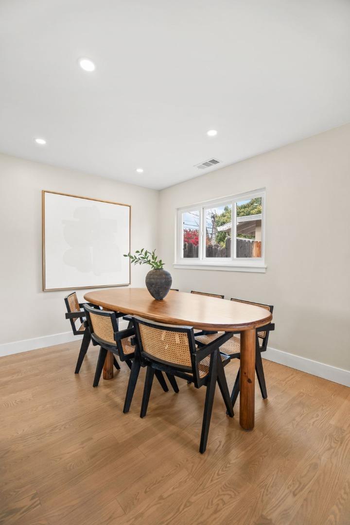 2387 Cory AVE