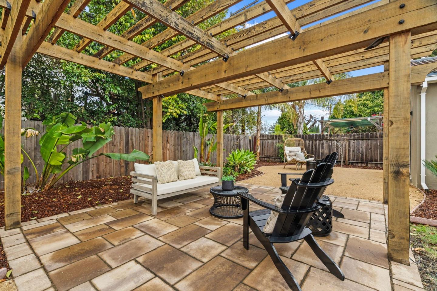 2387 Cory AVE