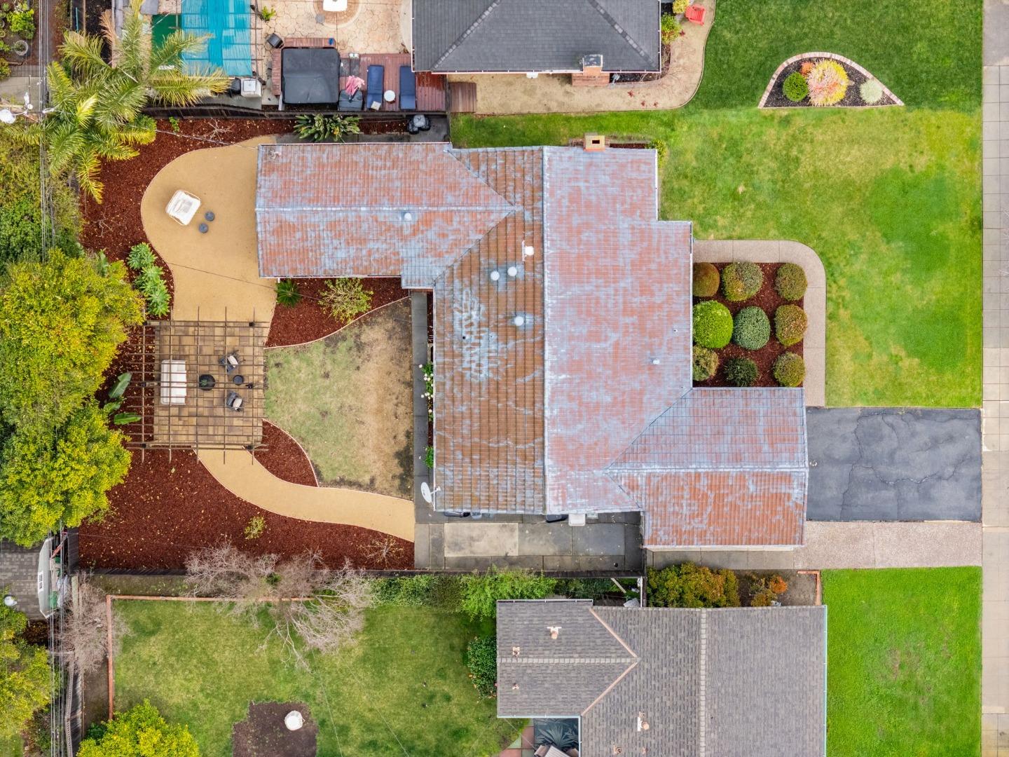 2387 Cory AVE