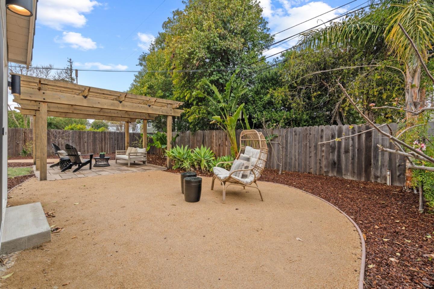 2387 Cory AVE