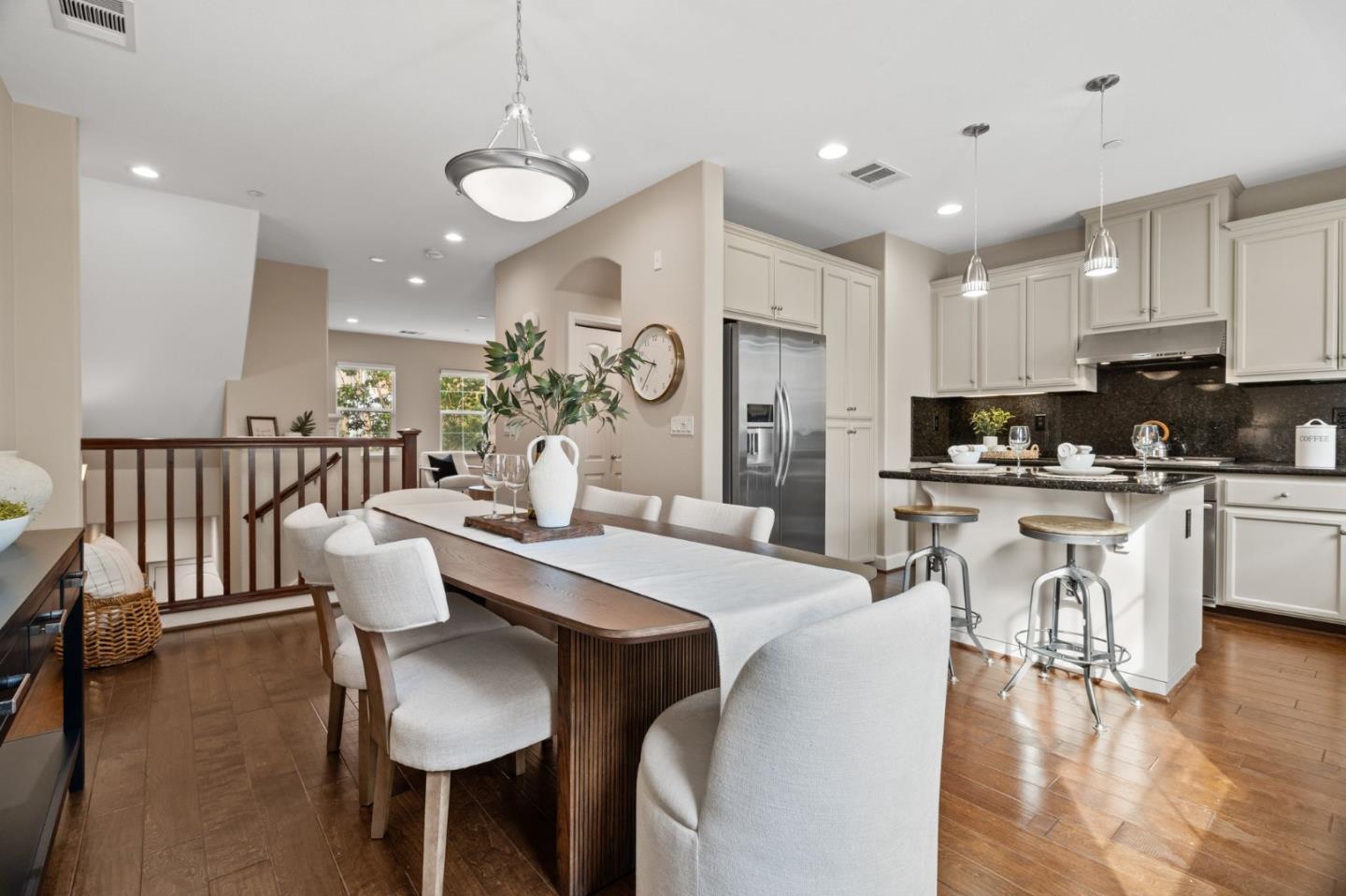 1938 Hillebrant Place