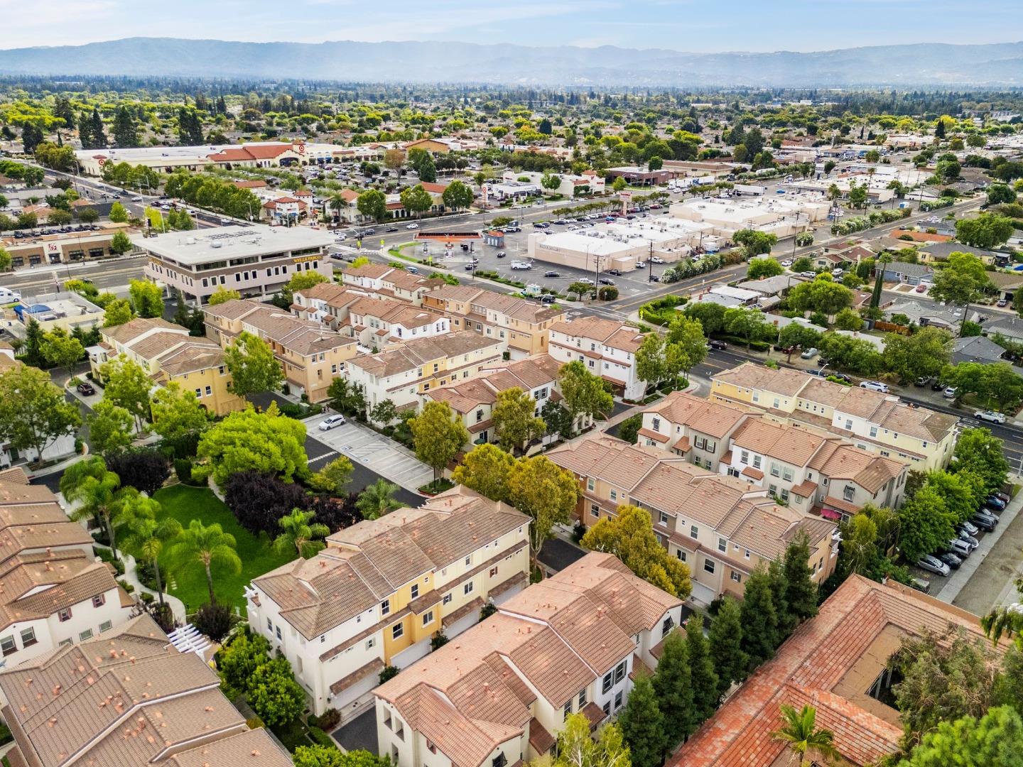 1938 Hillebrant Place