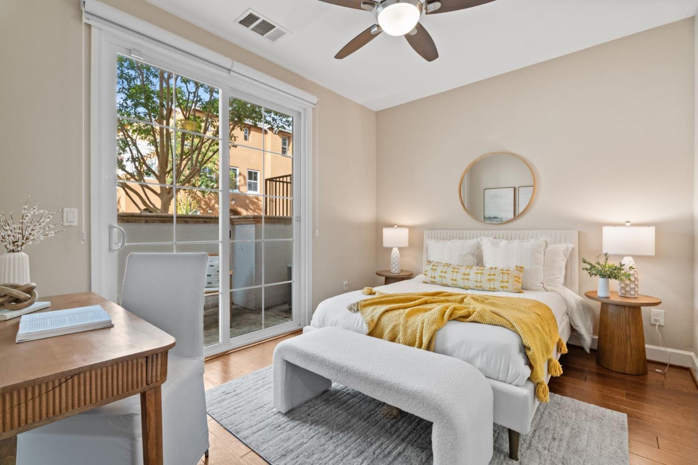 1938 Hillebrant Place