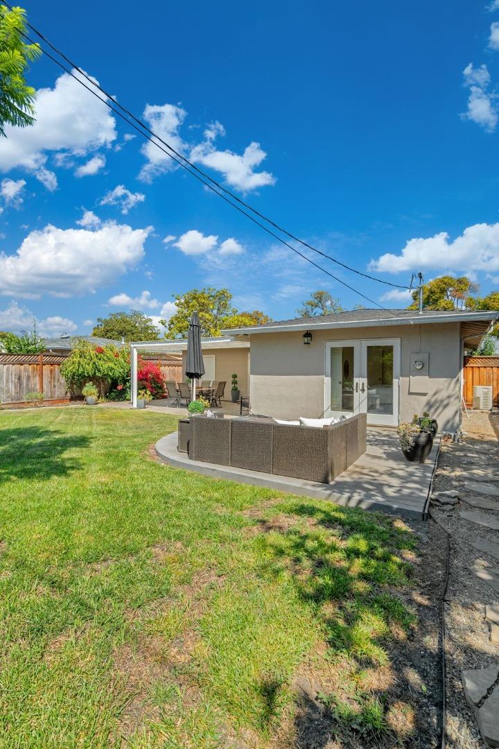 2546 Amethyst Drive