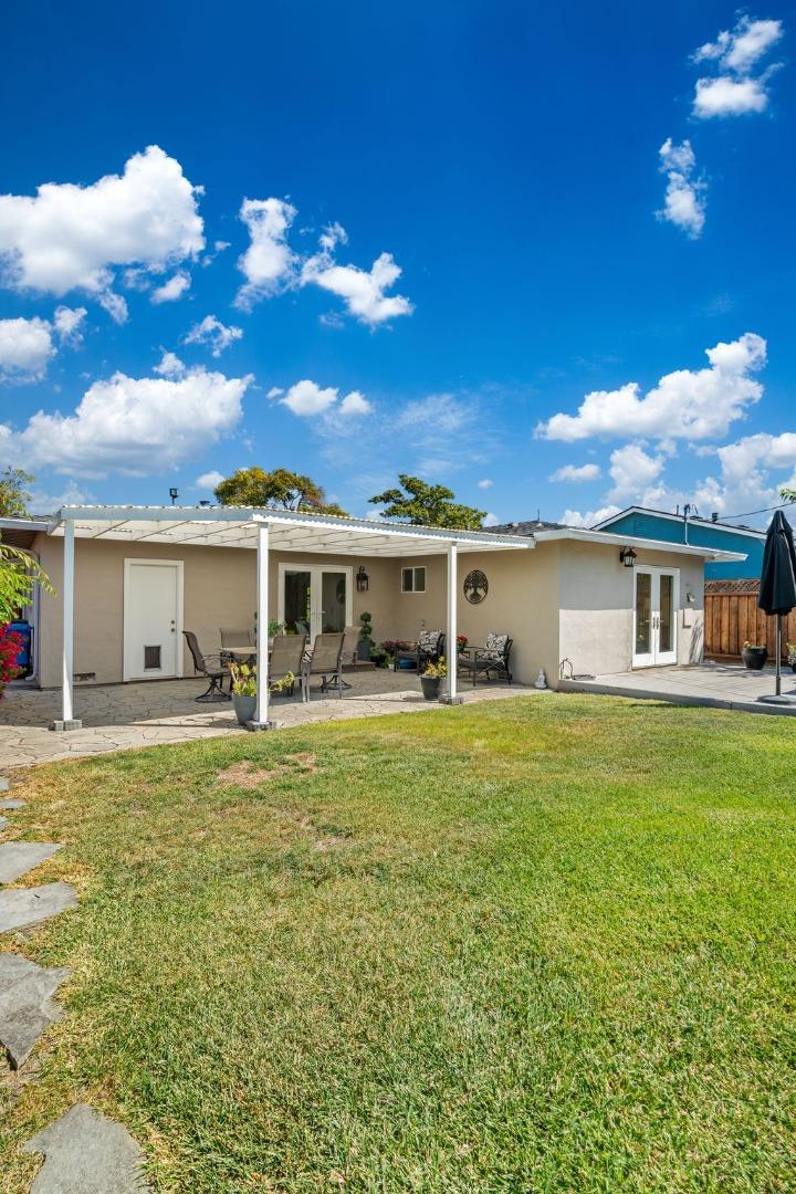 2546 Amethyst Drive