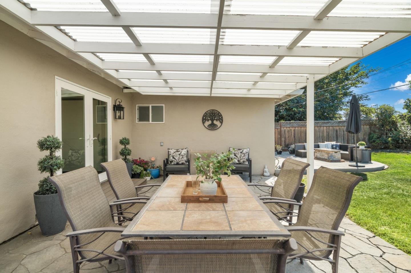 2546 Amethyst Drive