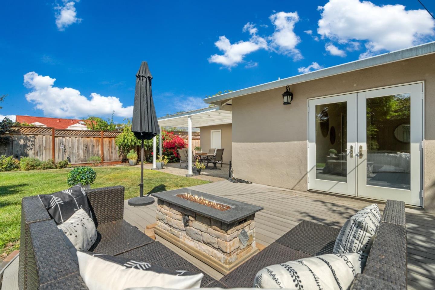2546 Amethyst Drive