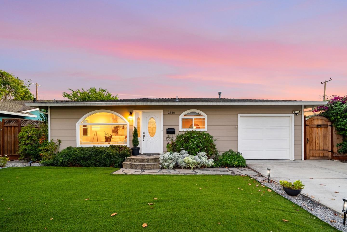 2546 Amethyst Drive