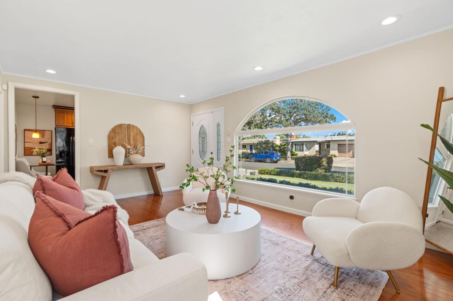 2546 Amethyst Drive