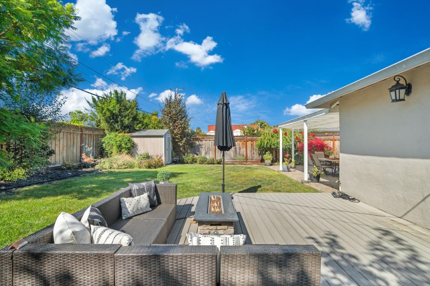 2546 Amethyst Drive