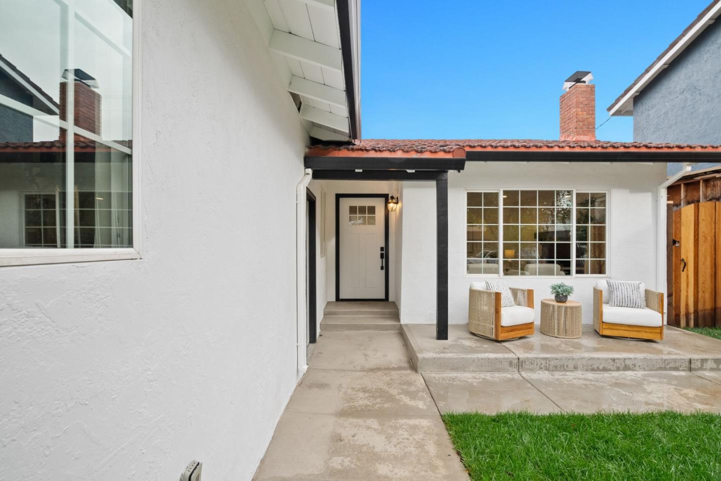 5138 Vera Lane
