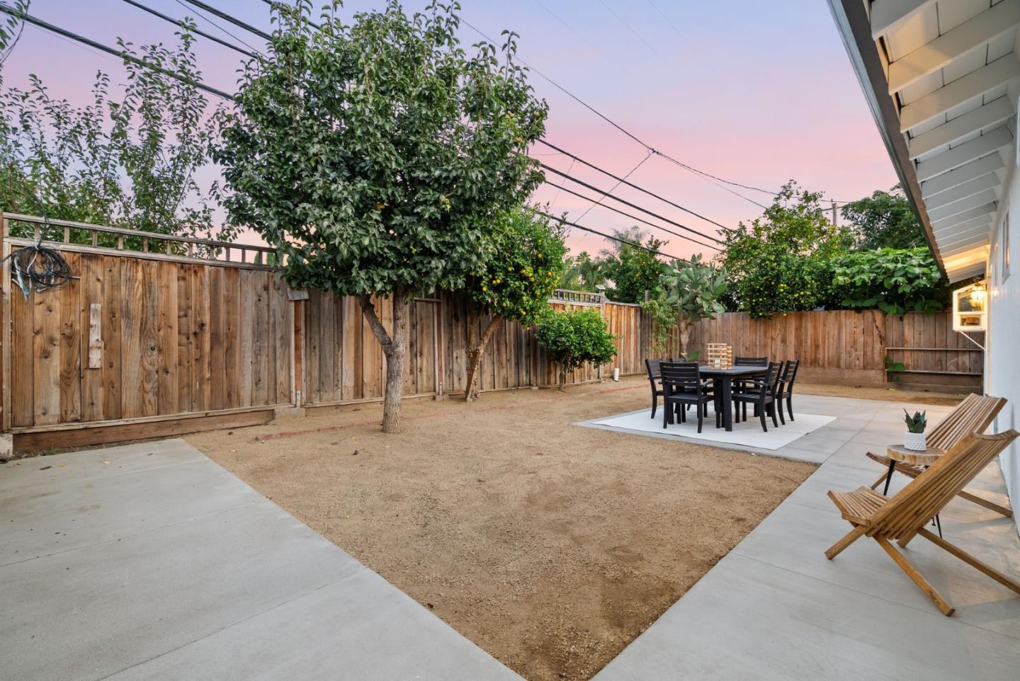 5138 Vera Lane