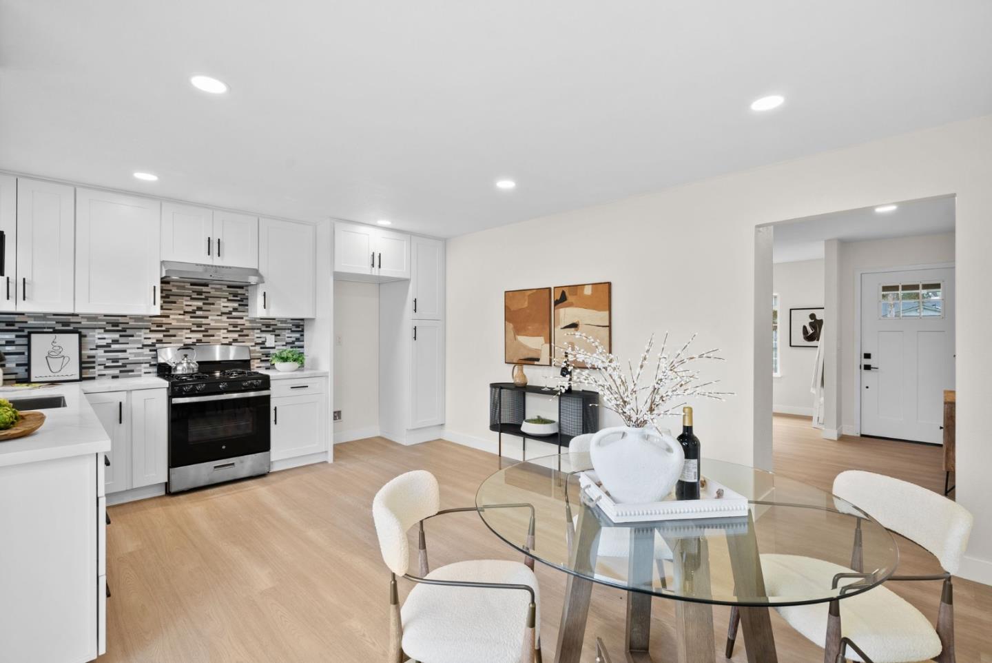 5138 Vera Lane