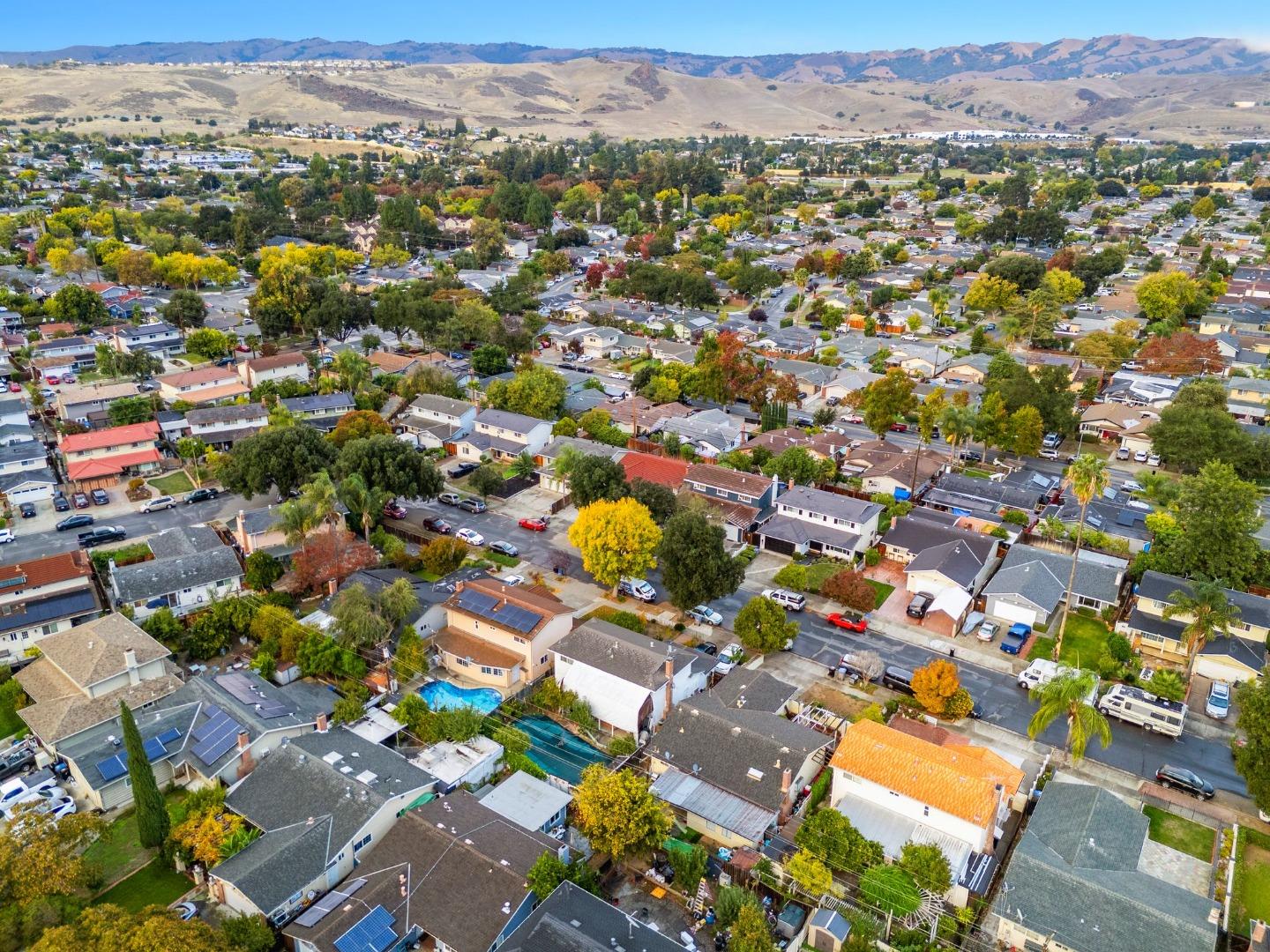 5138 Vera Lane