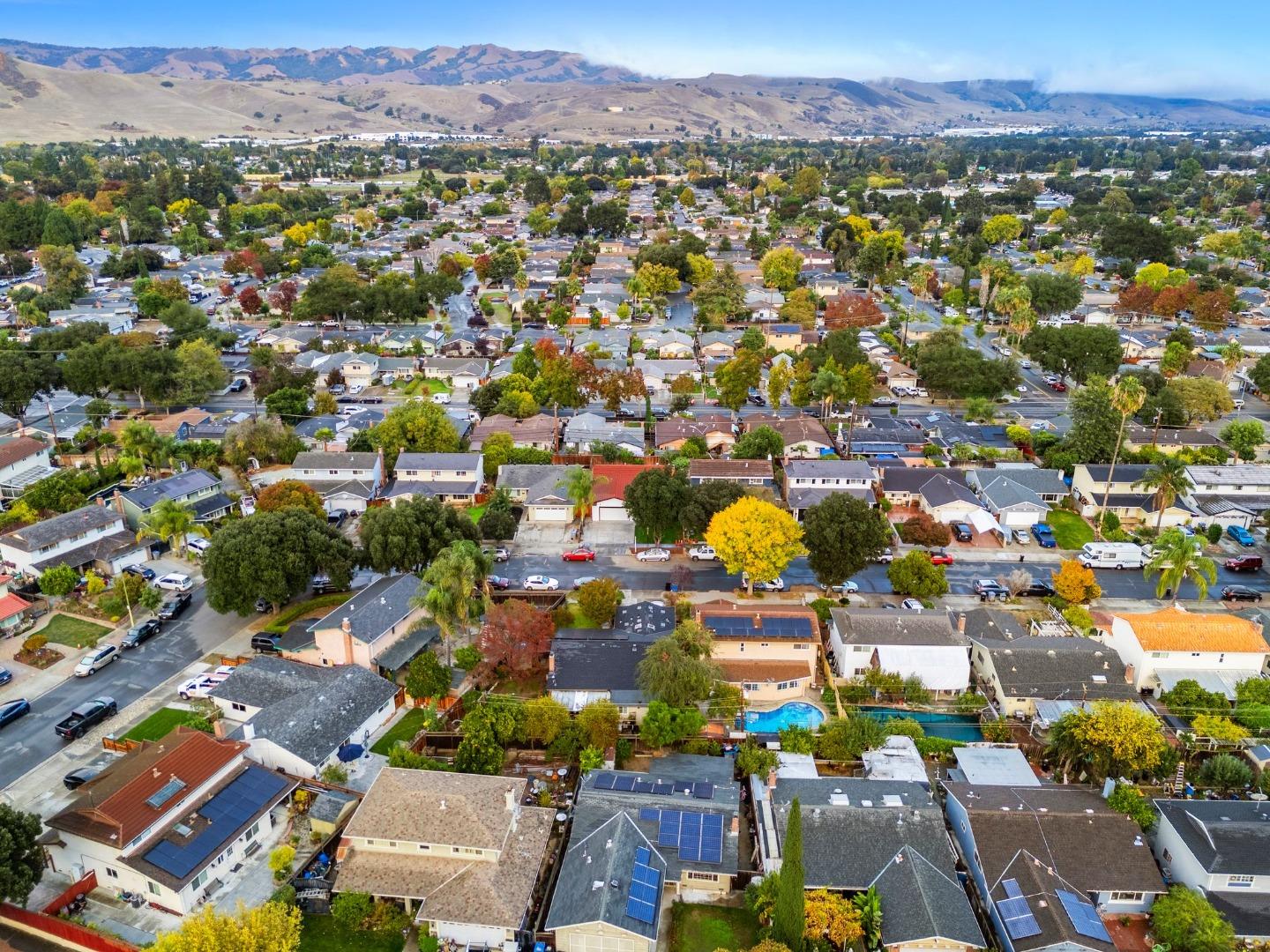 5138 Vera Lane
