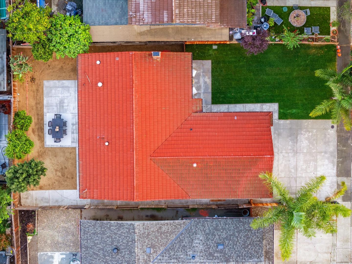 5138 Vera Lane